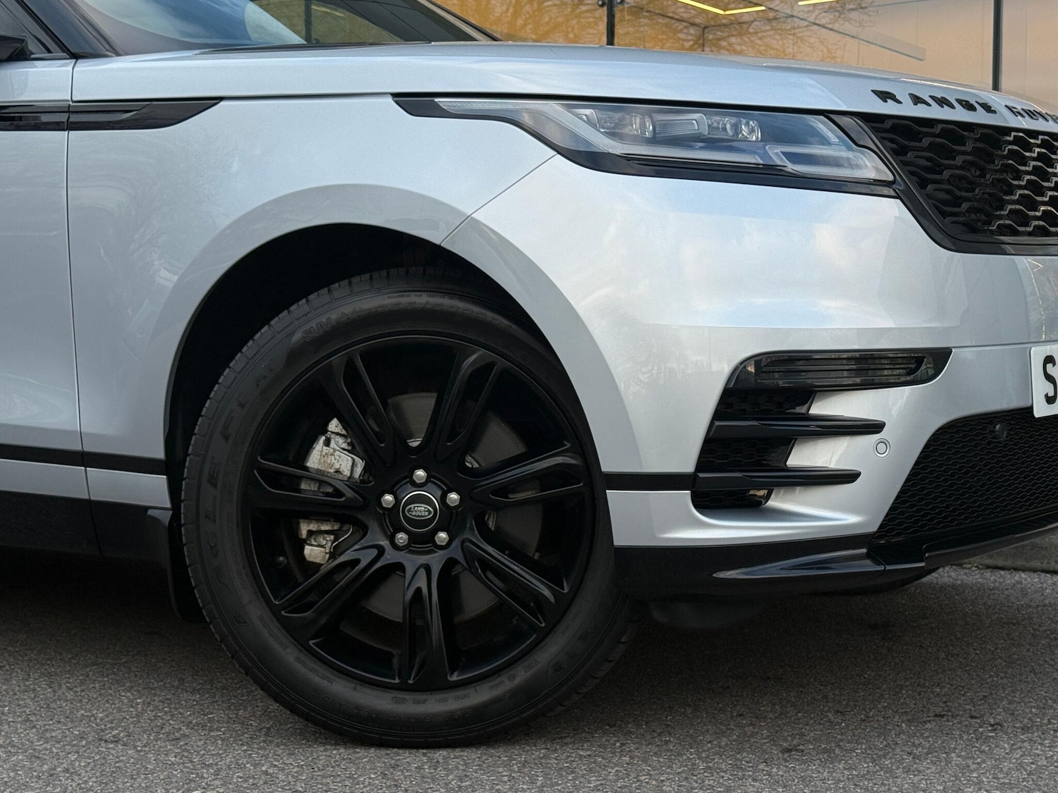 Used Land Rover Range Rover Velar 2022 for sale - 77358877: Photo 10