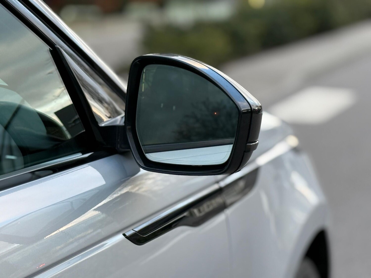 Used Land Rover Range Rover Velar 2022 for sale - 77358877: Photo 12