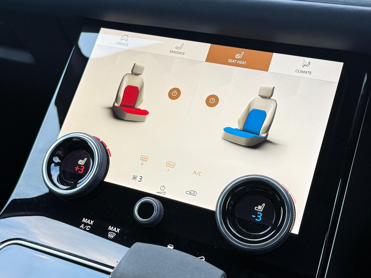 Used Land Rover Range Rover Velar 2022 for sale - 77358877: Photo 30