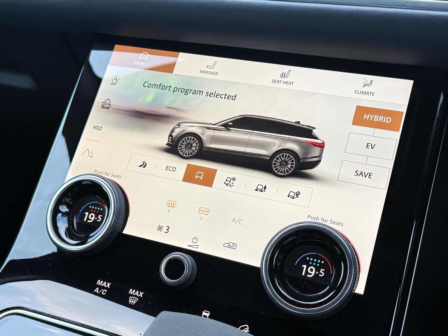 Used Land Rover Range Rover Velar 2022 for sale - 77358877: Photo 32