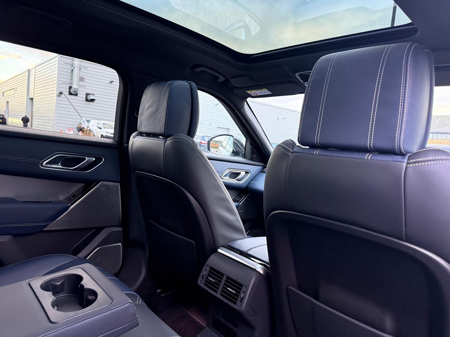 Used Land Rover Range Rover Velar 2022 for sale - 77358877: Photo 41