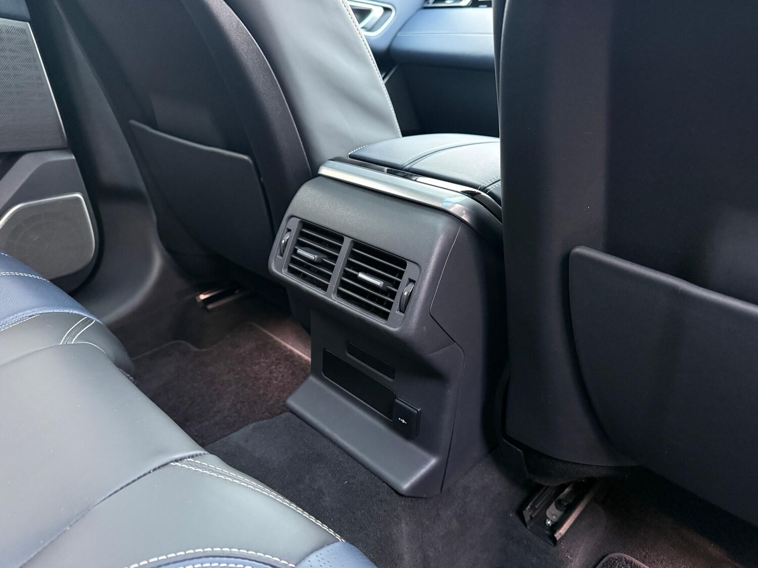 Used Land Rover Range Rover Velar 2022 for sale - 77358877: Photo 42