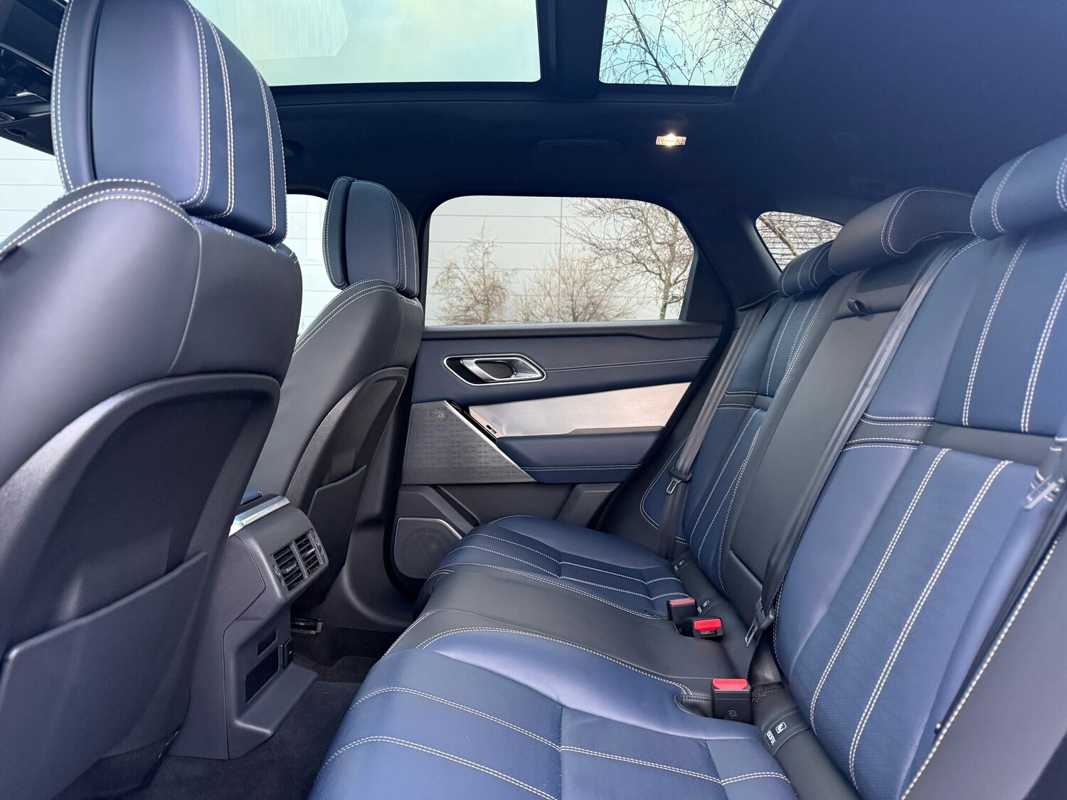 Used Land Rover Range Rover Velar 2022 for sale - 77358877: Photo 43