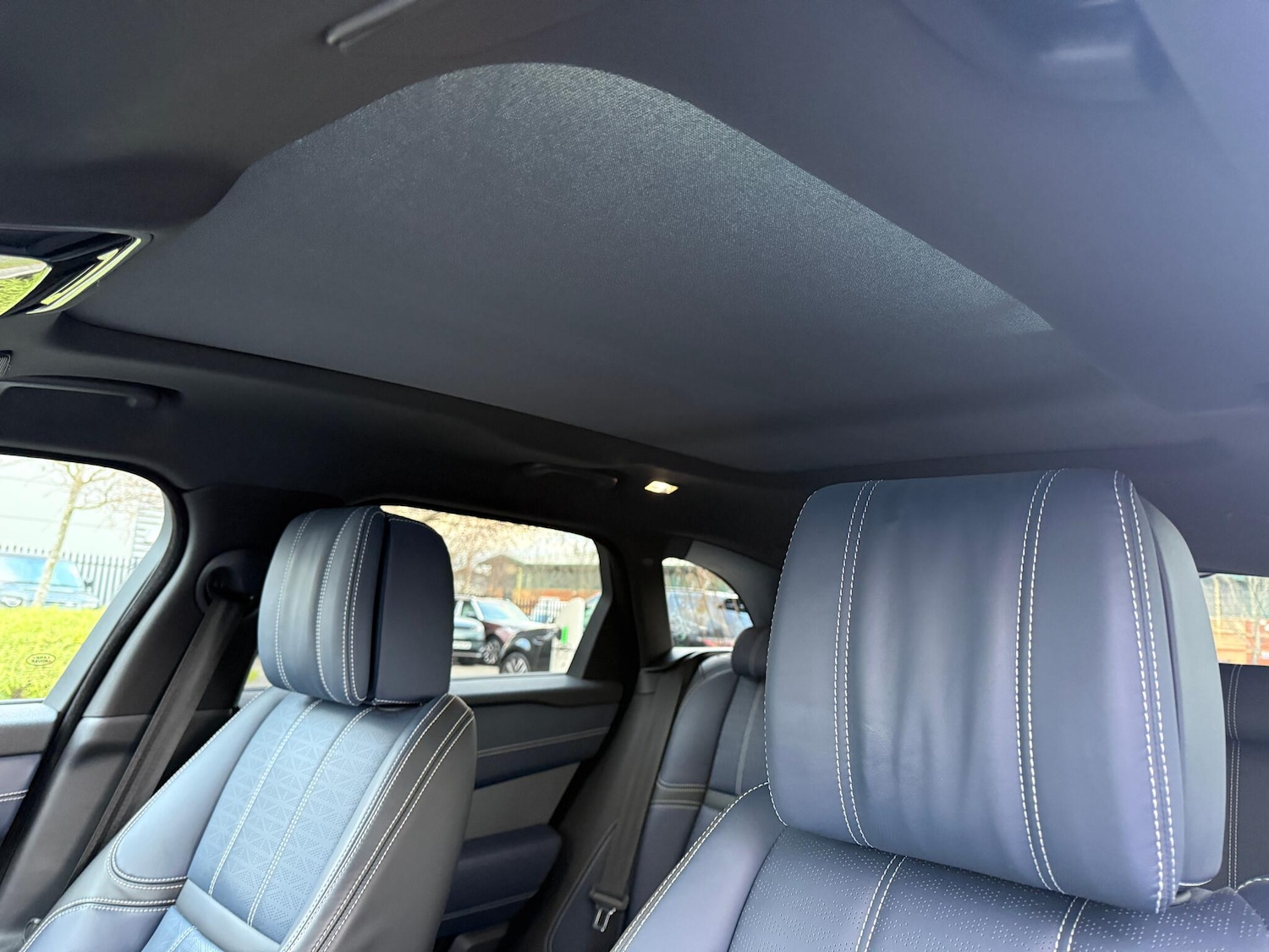 Used Land Rover Range Rover Velar 2022 for sale - 77358877: Photo 6