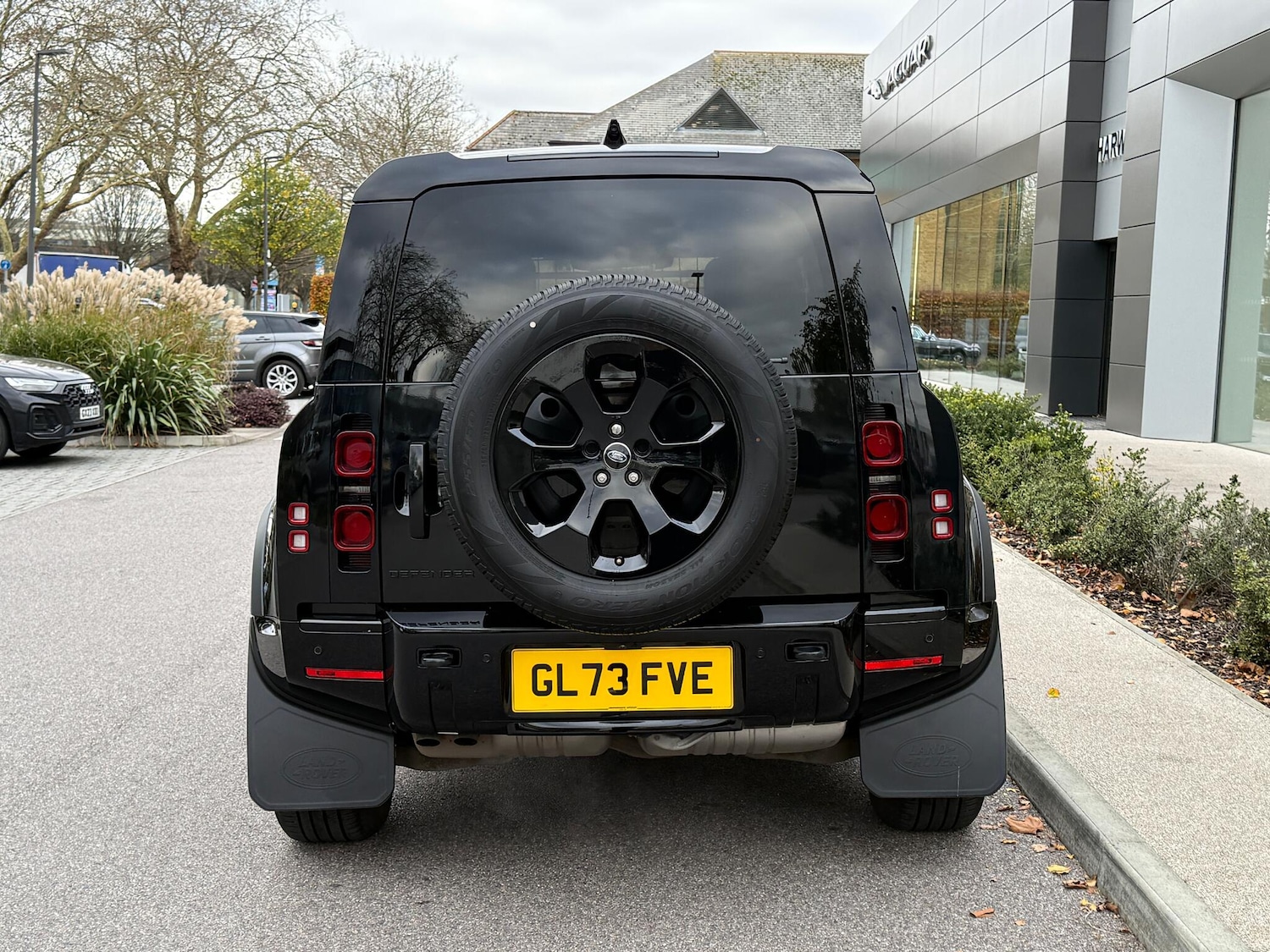 Used Land Rover Defender 2023 for sale - 76659091: Photo 16