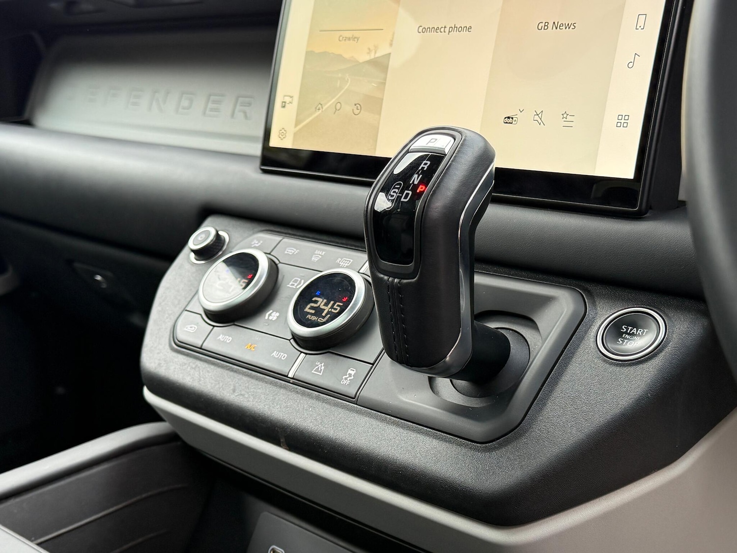 Used Land Rover Defender 2023 for sale - 76659091: Photo 26