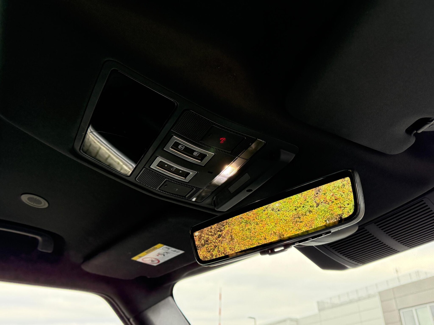 Used Land Rover Defender 2023 for sale - 76659091: Photo 28