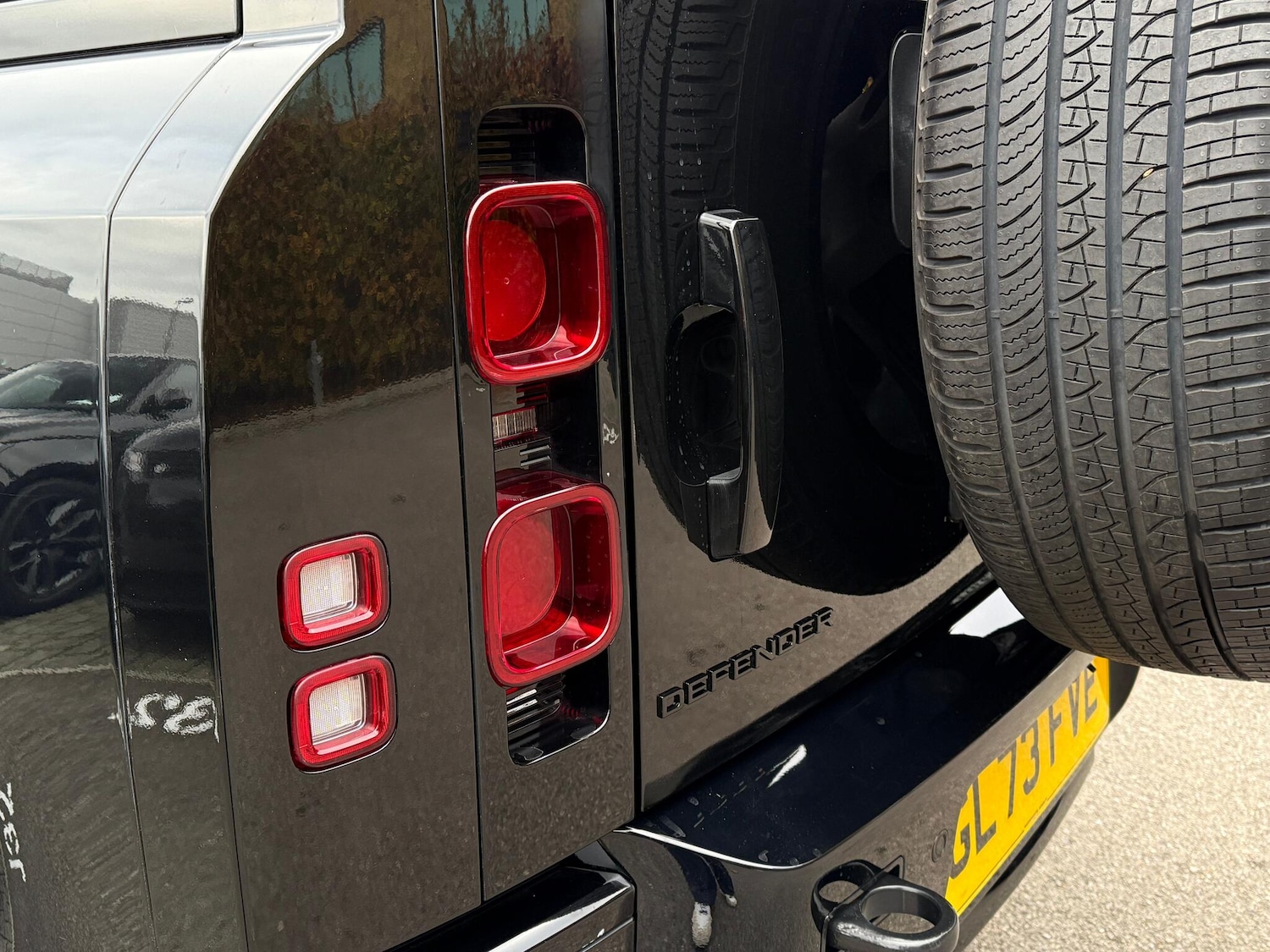 Used Land Rover Defender 2023 for sale - 76659091: Photo 32