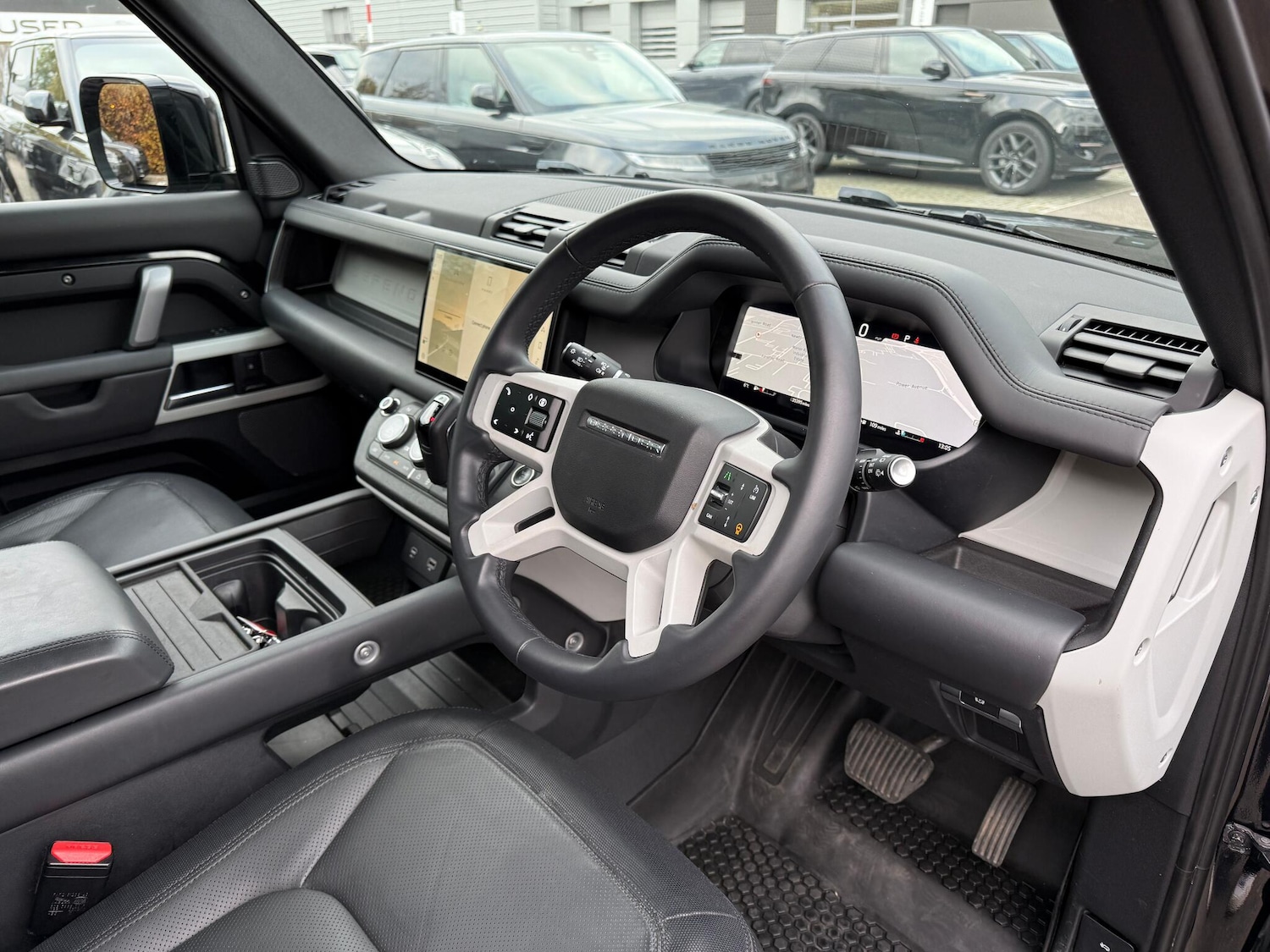 Used Land Rover Defender 2023 for sale - 76659091: Photo 41