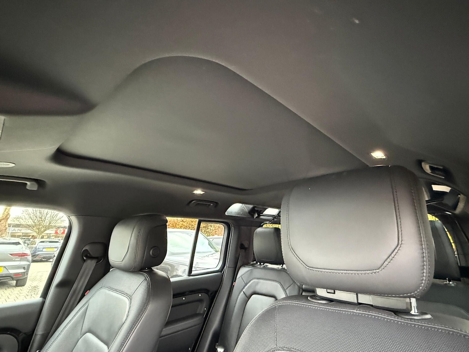 Used Land Rover Defender 2023 for sale - 76659091: Photo 45