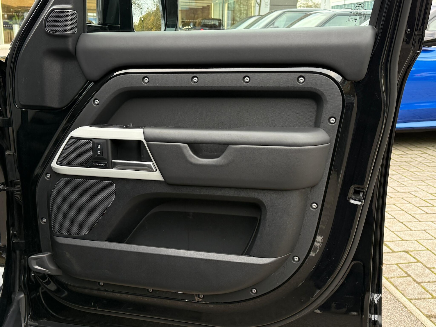 Used Land Rover Defender 2023 for sale - 76659091: Photo 51