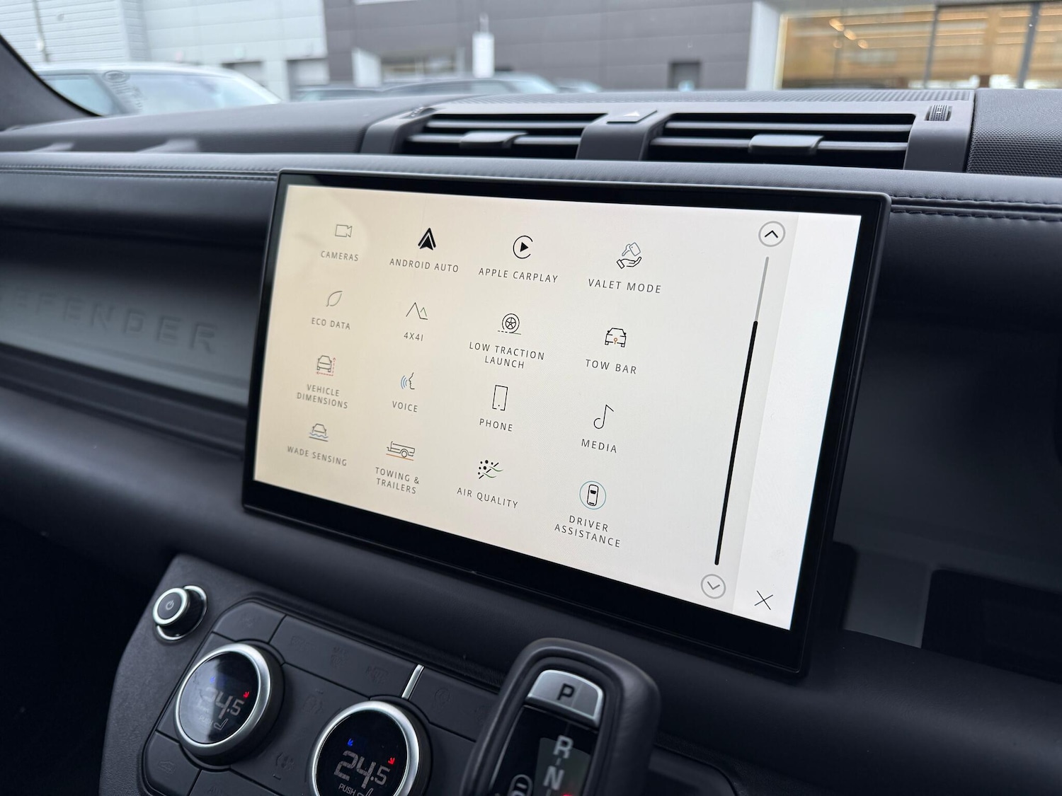 Used Land Rover Defender 2023 for sale - 76659091: Photo 54