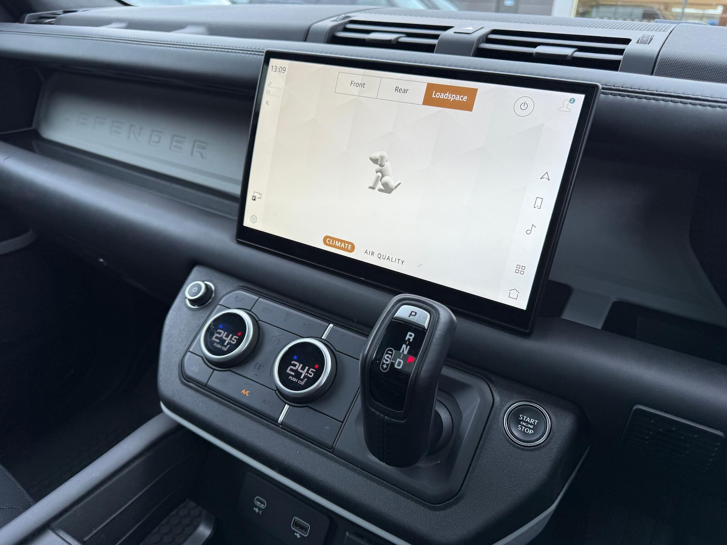 Used Land Rover Defender 2023 for sale - 76659091: Photo 58