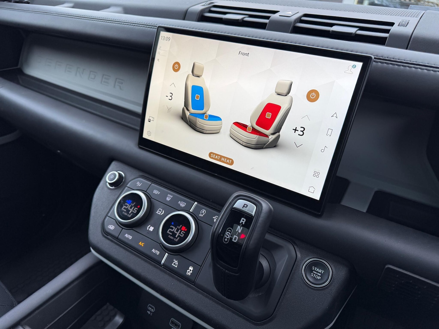 Used Land Rover Defender 2023 for sale - 76659091: Photo 60