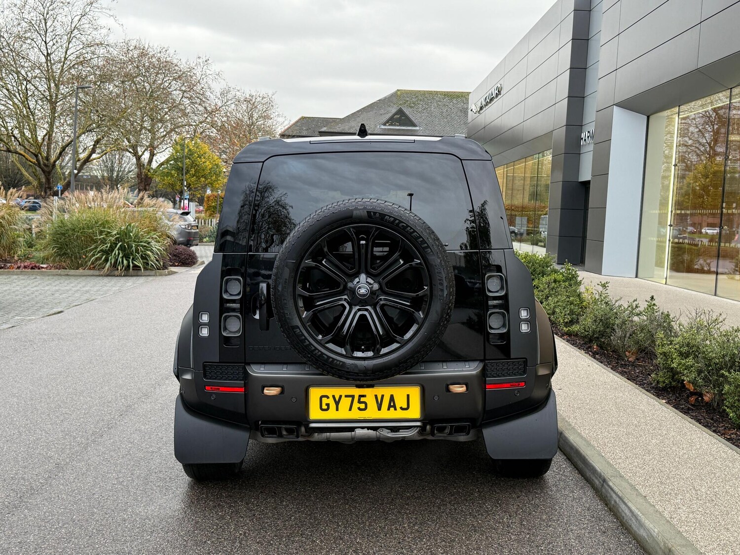 Used Land Rover Defender 110 for sale - 76584417: Photo 18