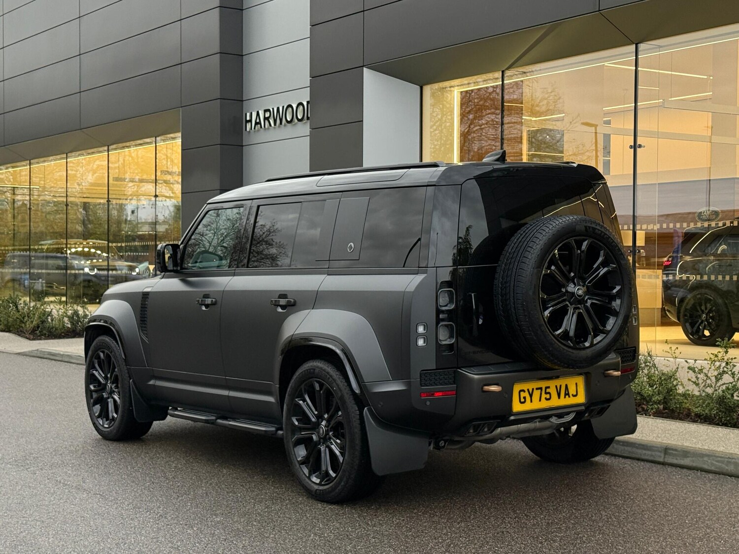 Used Land Rover Defender 110 for sale - 76584417: Photo 20