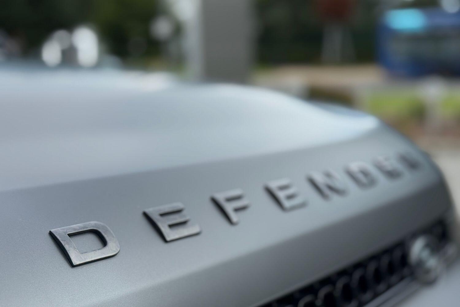 Used Land Rover Defender 110 for sale - 76584417: Photo 37