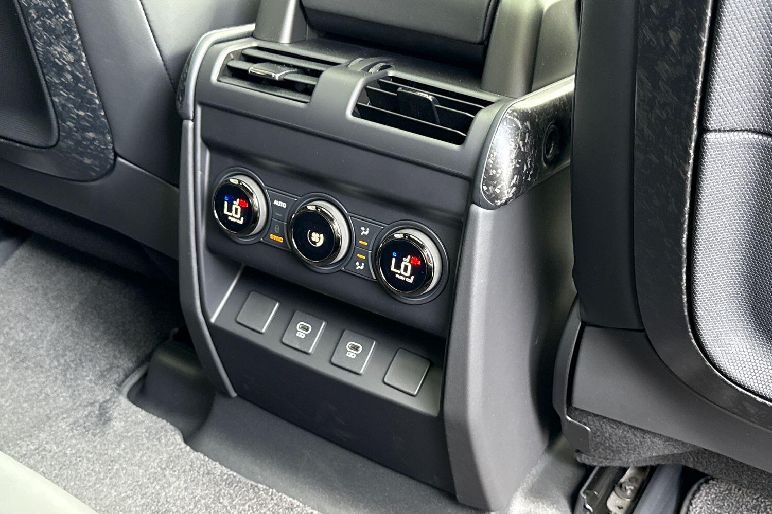 Used Land Rover Defender 110 for sale - 76584417: Photo 80