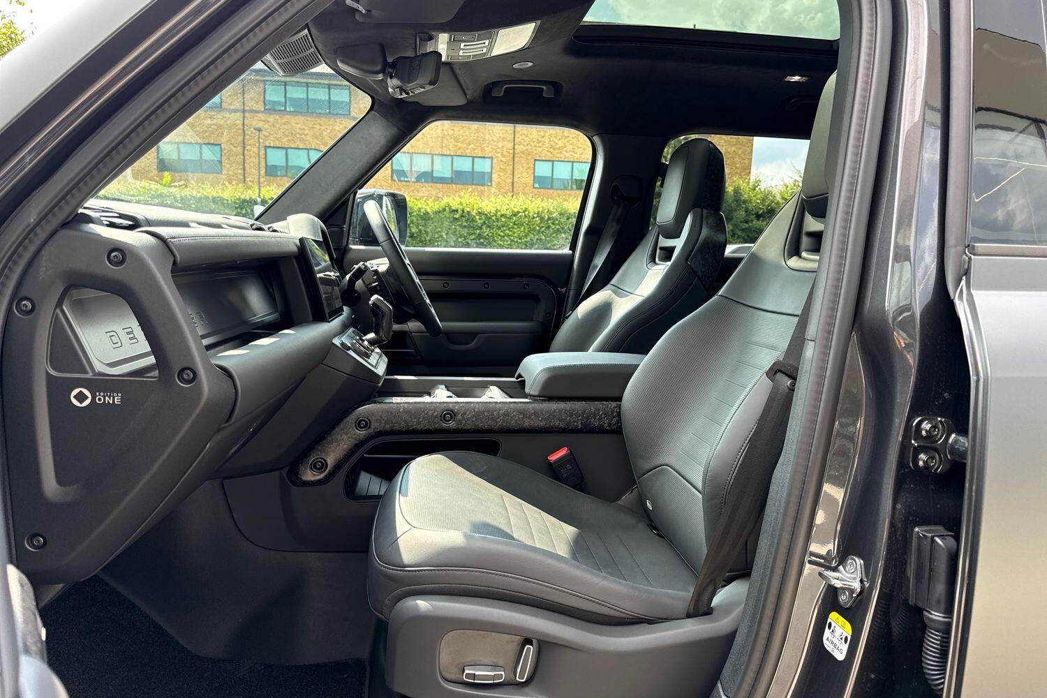 Used Land Rover Defender 110 for sale - 76584417: Photo 86