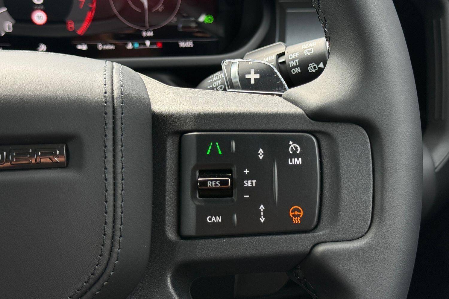 Used Land Rover Defender 110 for sale - 76584417: Photo 91