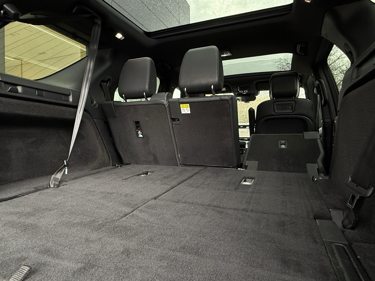 Used Land Rover Discovery 2022 for sale - 76976150: Photo 33