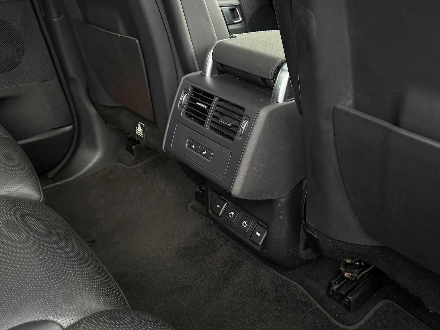 Used Land Rover Discovery 2022 for sale - 76976150: Photo 38