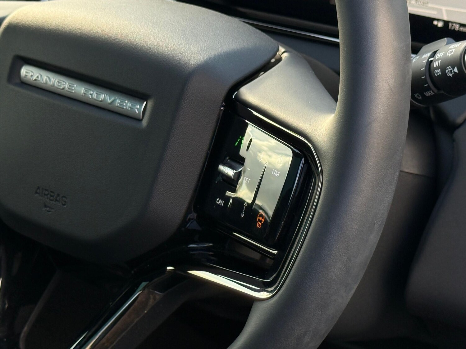 Used Land Rover Range Rover Evoque 2025 for sale - 77359309: Photo 46