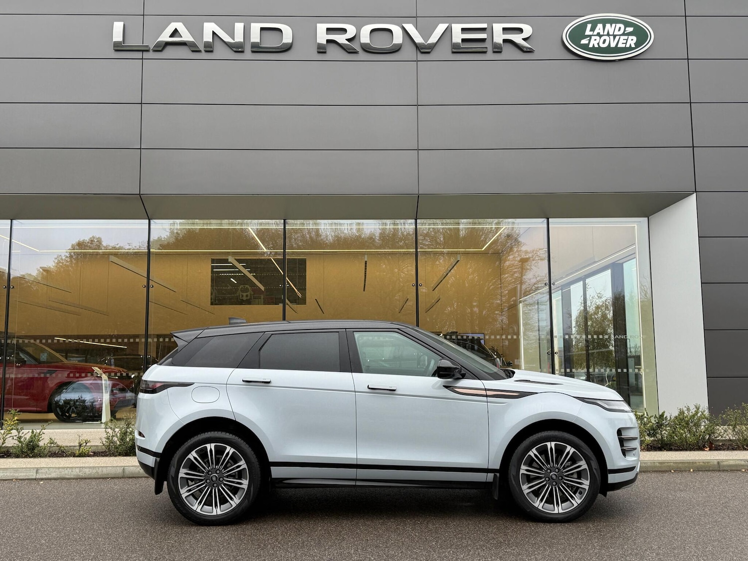 Used Land Rover Range Rover Evoque for sale - 76728506: Photo 2