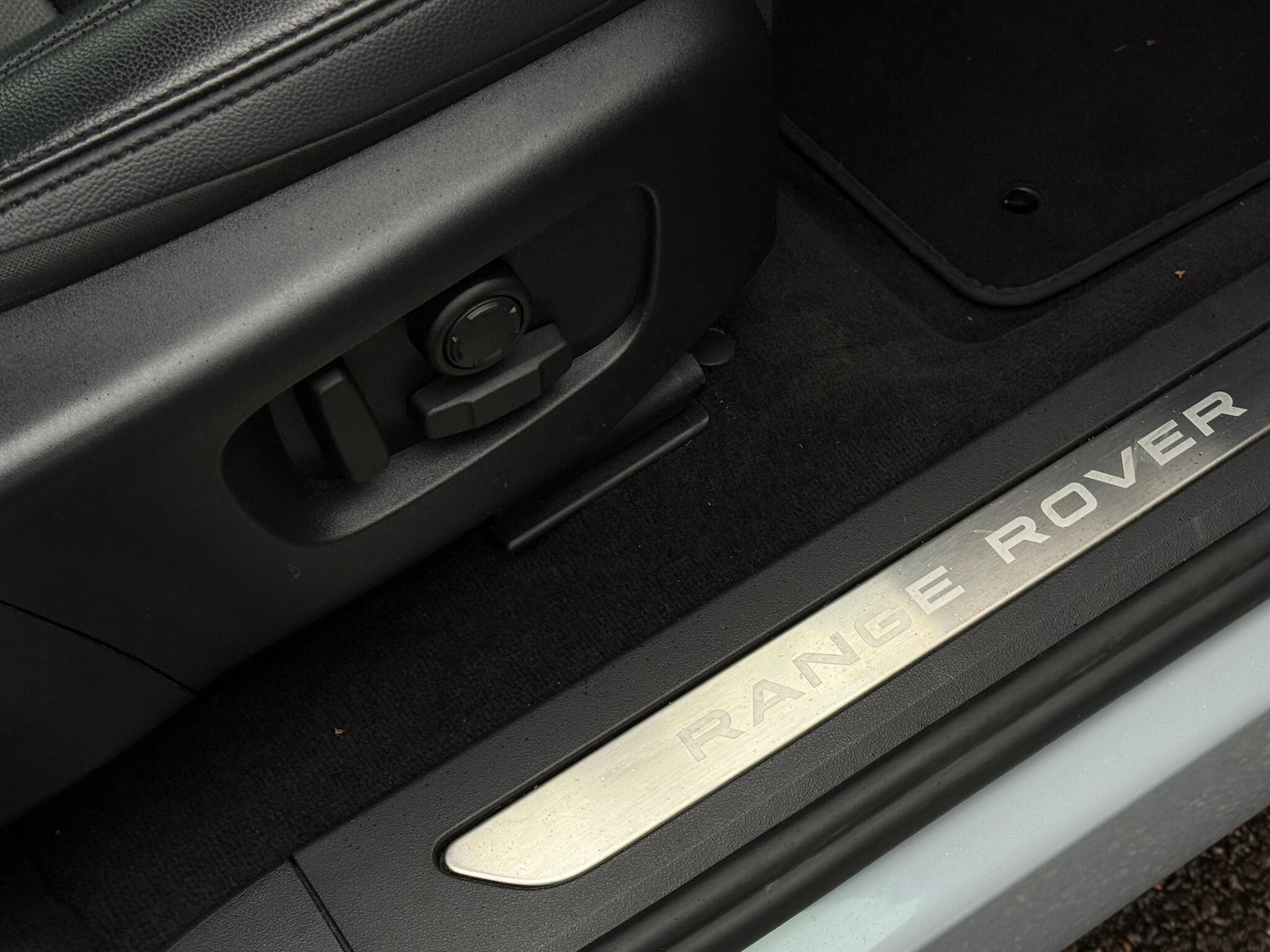 Used Land Rover Range Rover Evoque for sale - 76728506: Photo 38