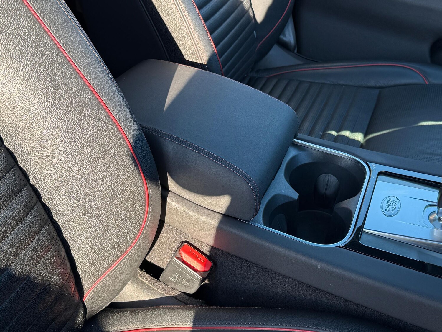 Used Land Rover Discovery Sport 2021 for sale - 77074894: Photo 33