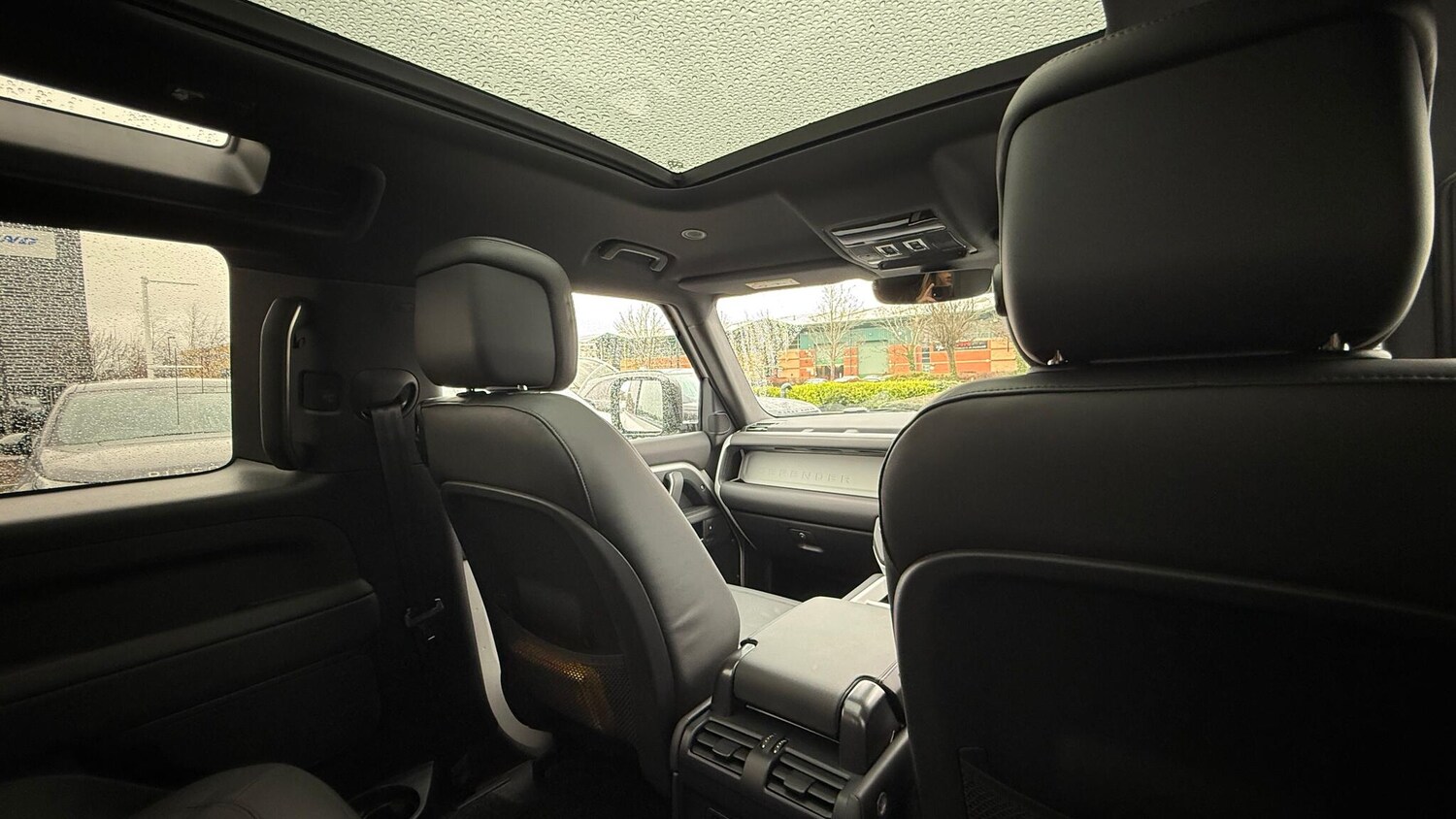 Used Land Rover Defender 90 for sale - 77455807: Photo 31