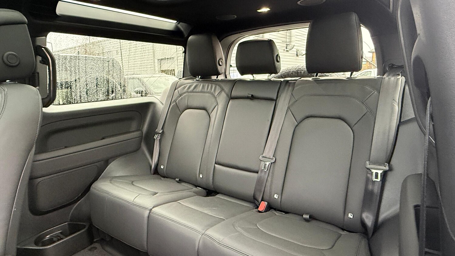 Used Land Rover Defender 90 for sale - 77455807: Photo 32