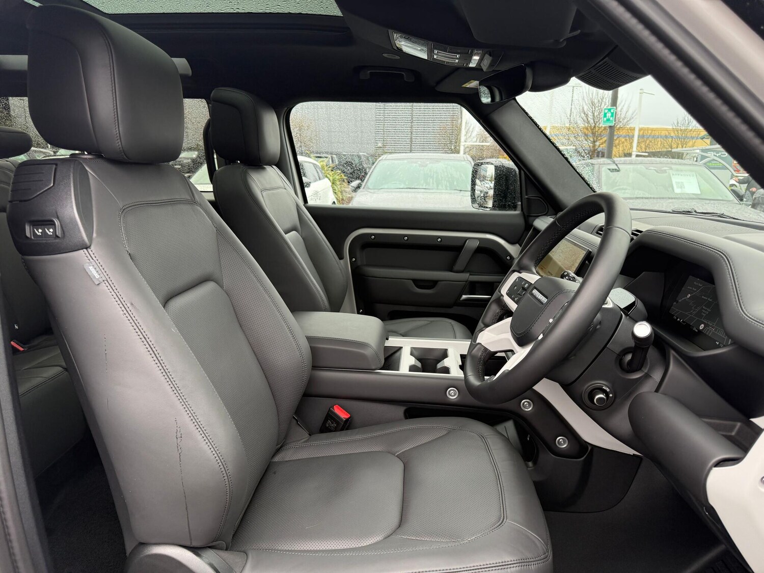 Used Land Rover Defender 90 for sale - 77455807: Photo 35