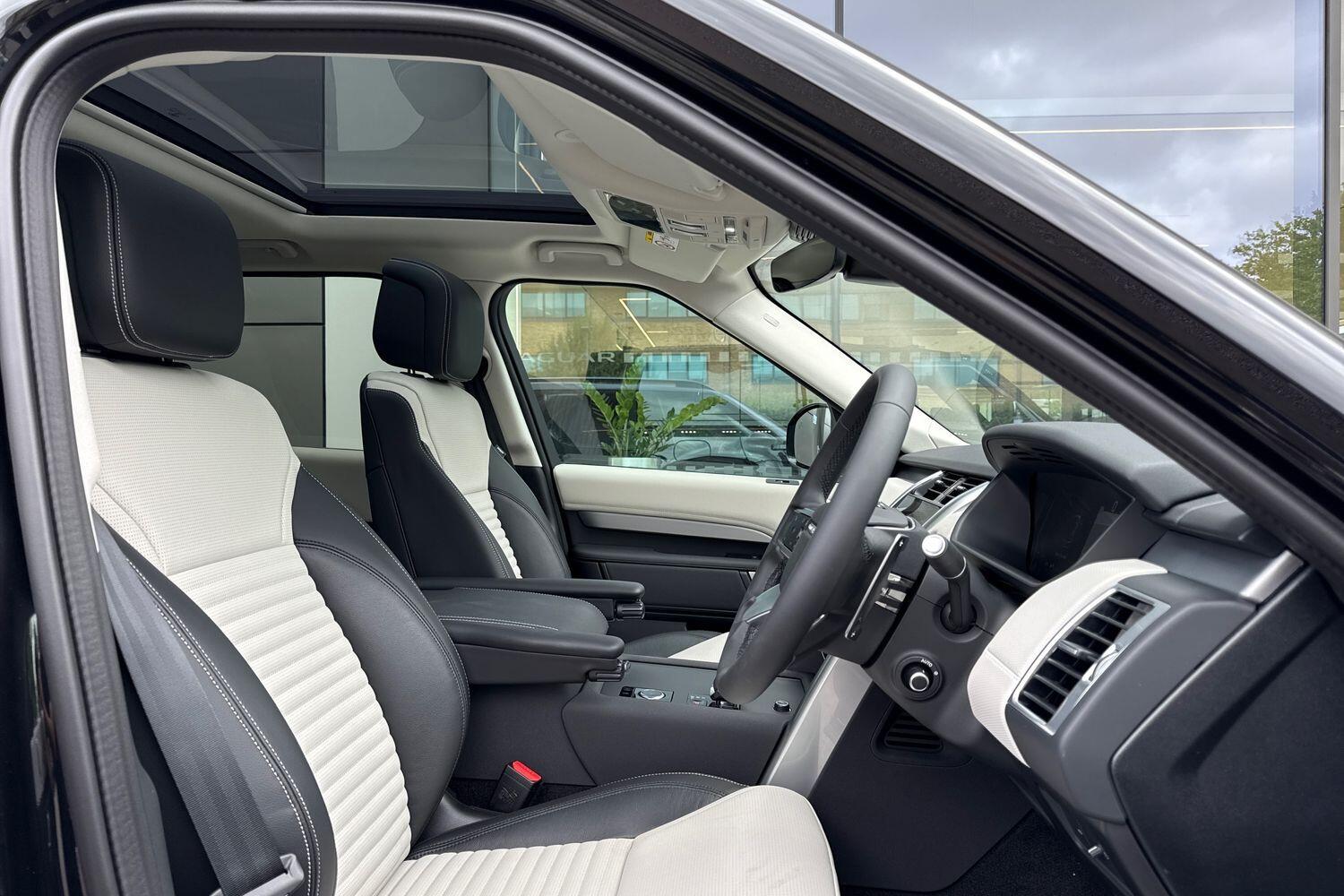 Used Land Rover Discovery 2025 for sale - 77454647: Photo 47