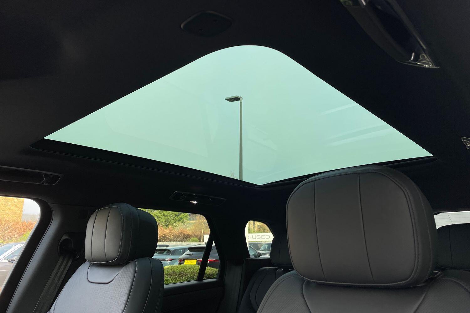 Used Land Rover Range Rover Sport 2025 for sale - 76498937: Photo 4