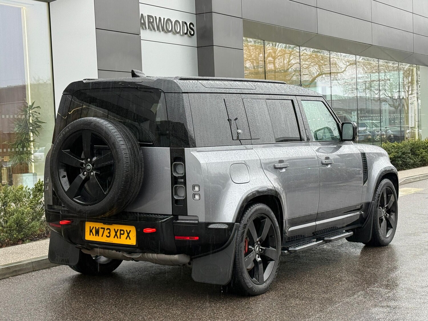 Used Land Rover Defender 2023 for sale - 77425092: Photo 10