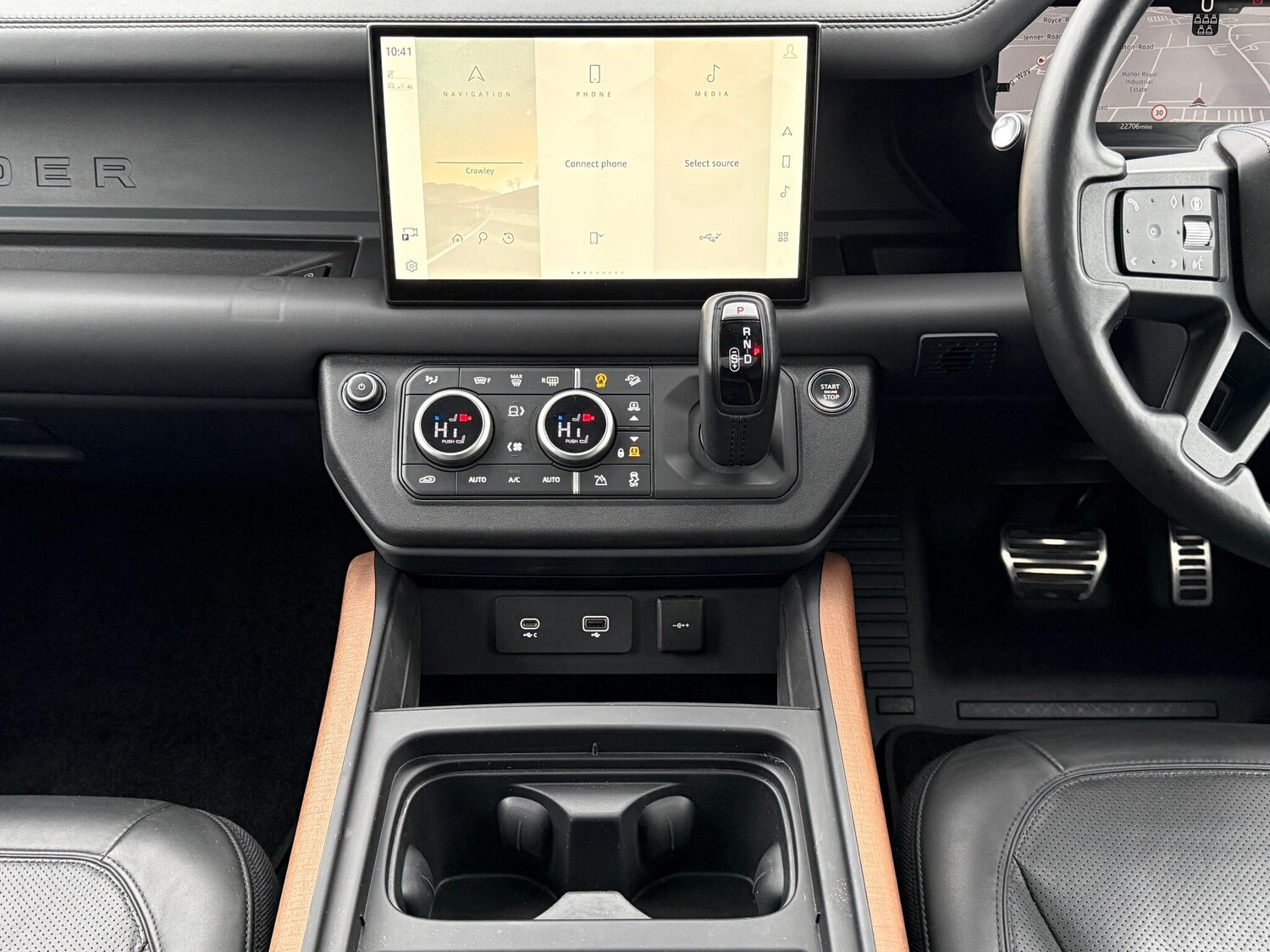 Used Land Rover Defender 2023 for sale - 77425092: Photo 19