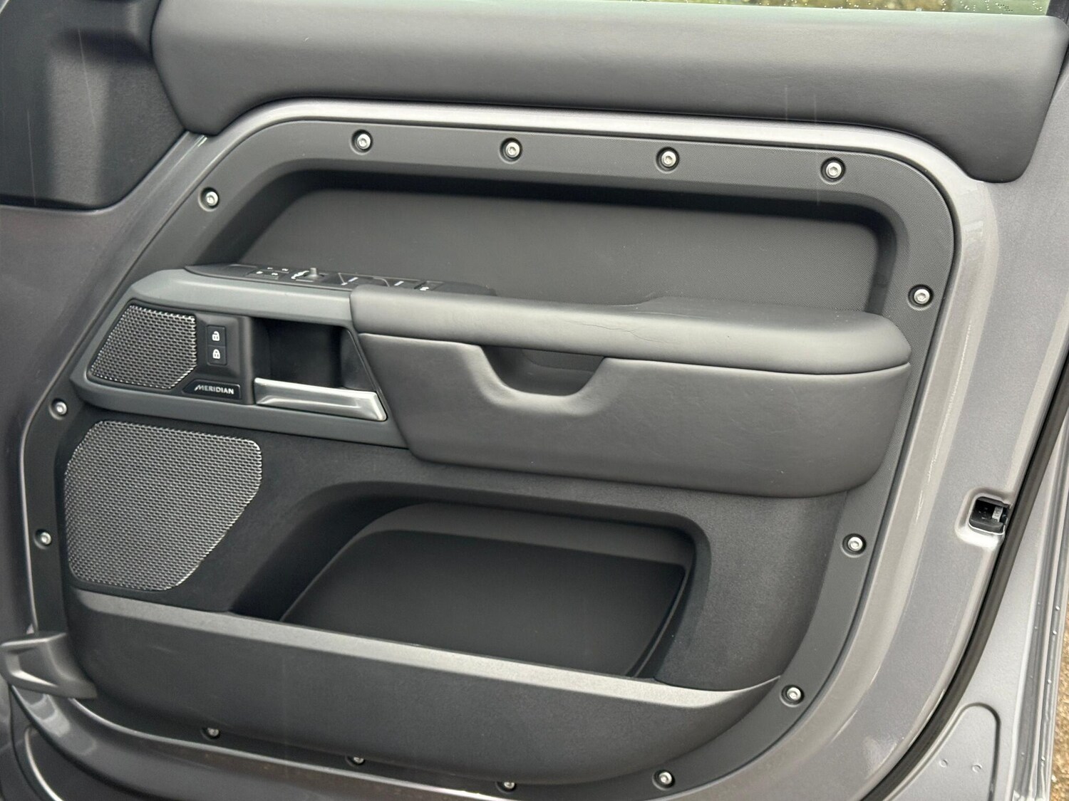 Used Land Rover Defender 2023 for sale - 77425092: Photo 42