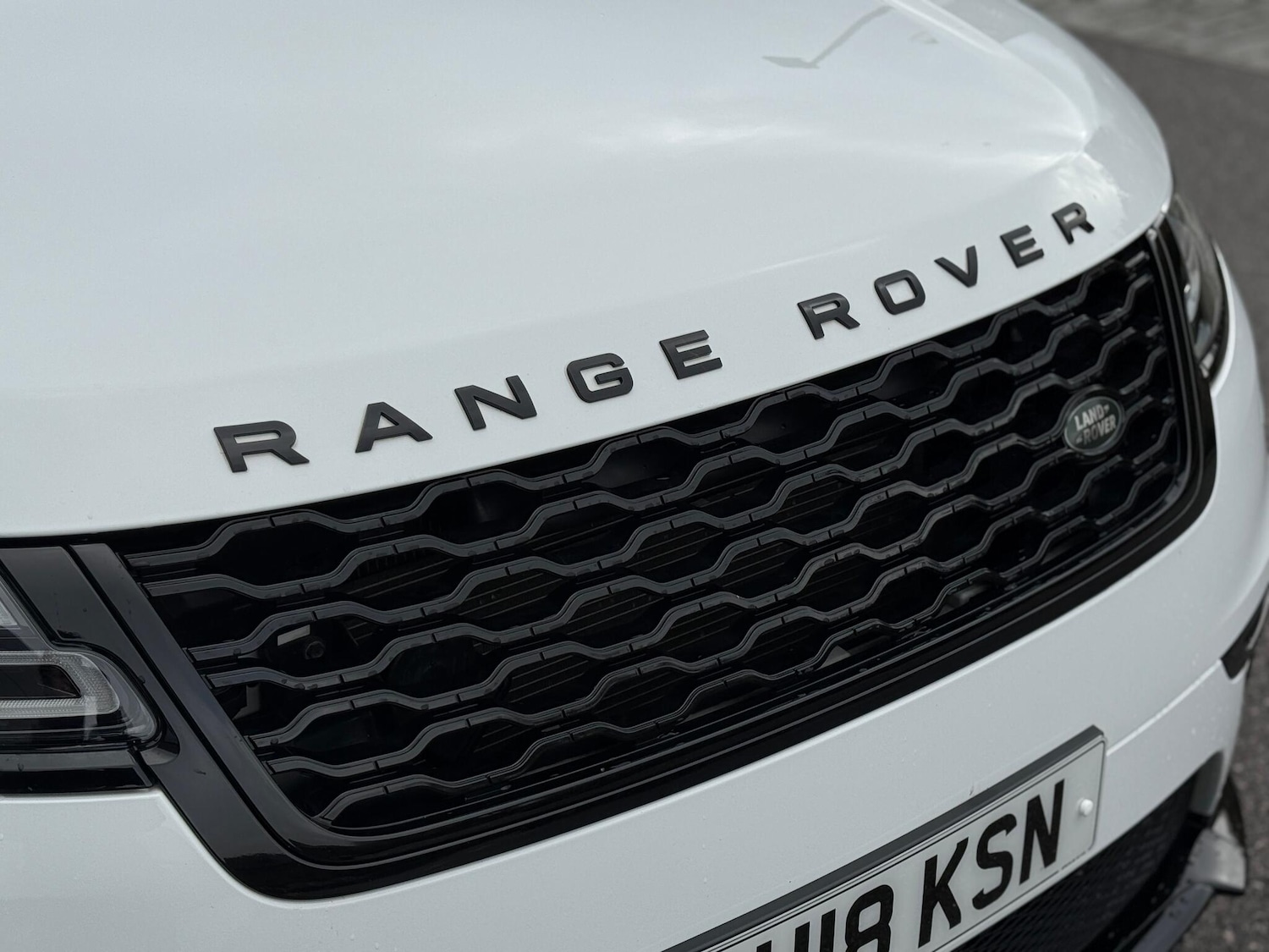 Used Land Rover Range Rover Velar 2018 for sale - 76856013: Photo 11