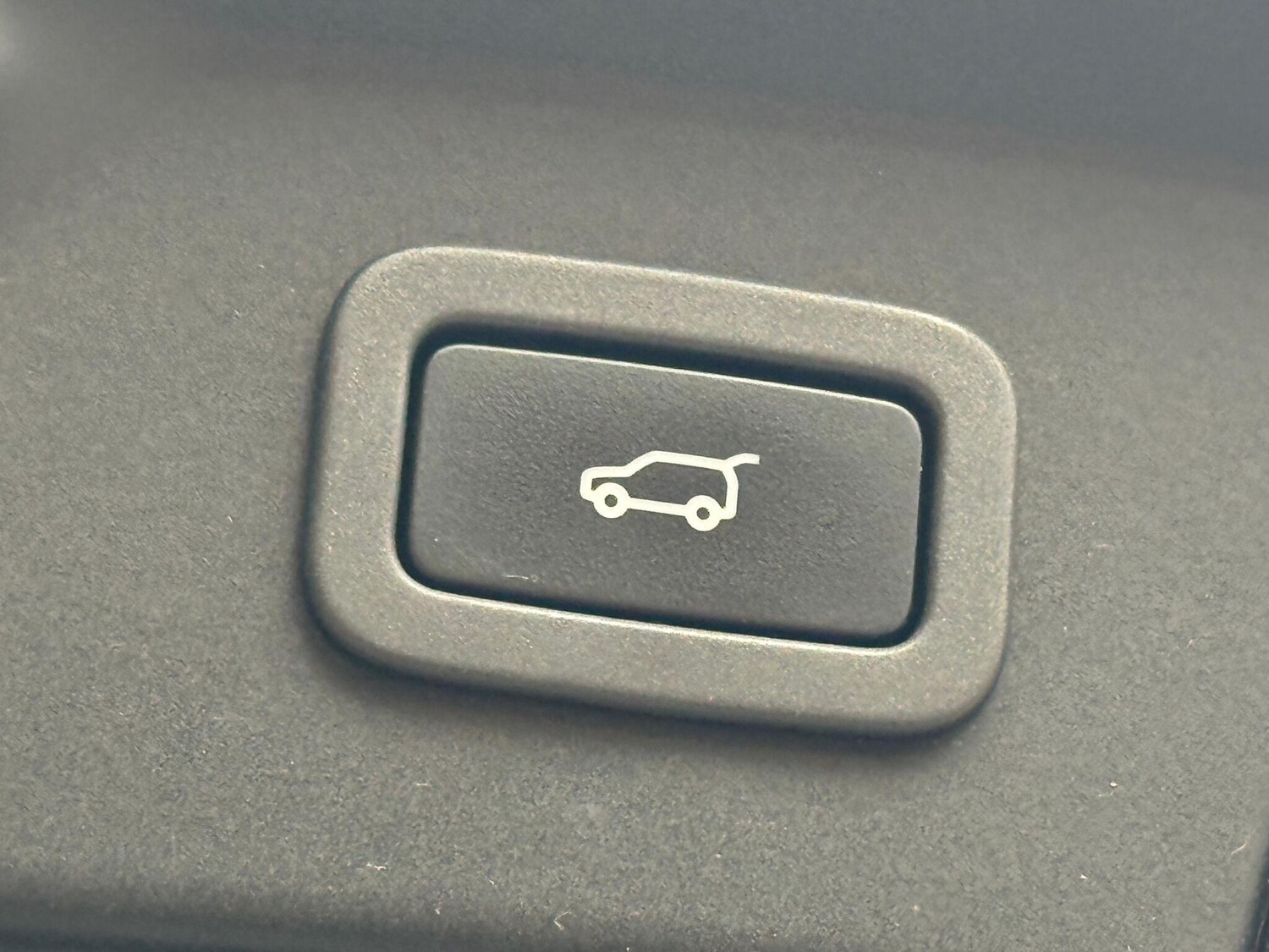 Used Land Rover Range Rover Velar 2018 for sale - 76856013: Photo 37