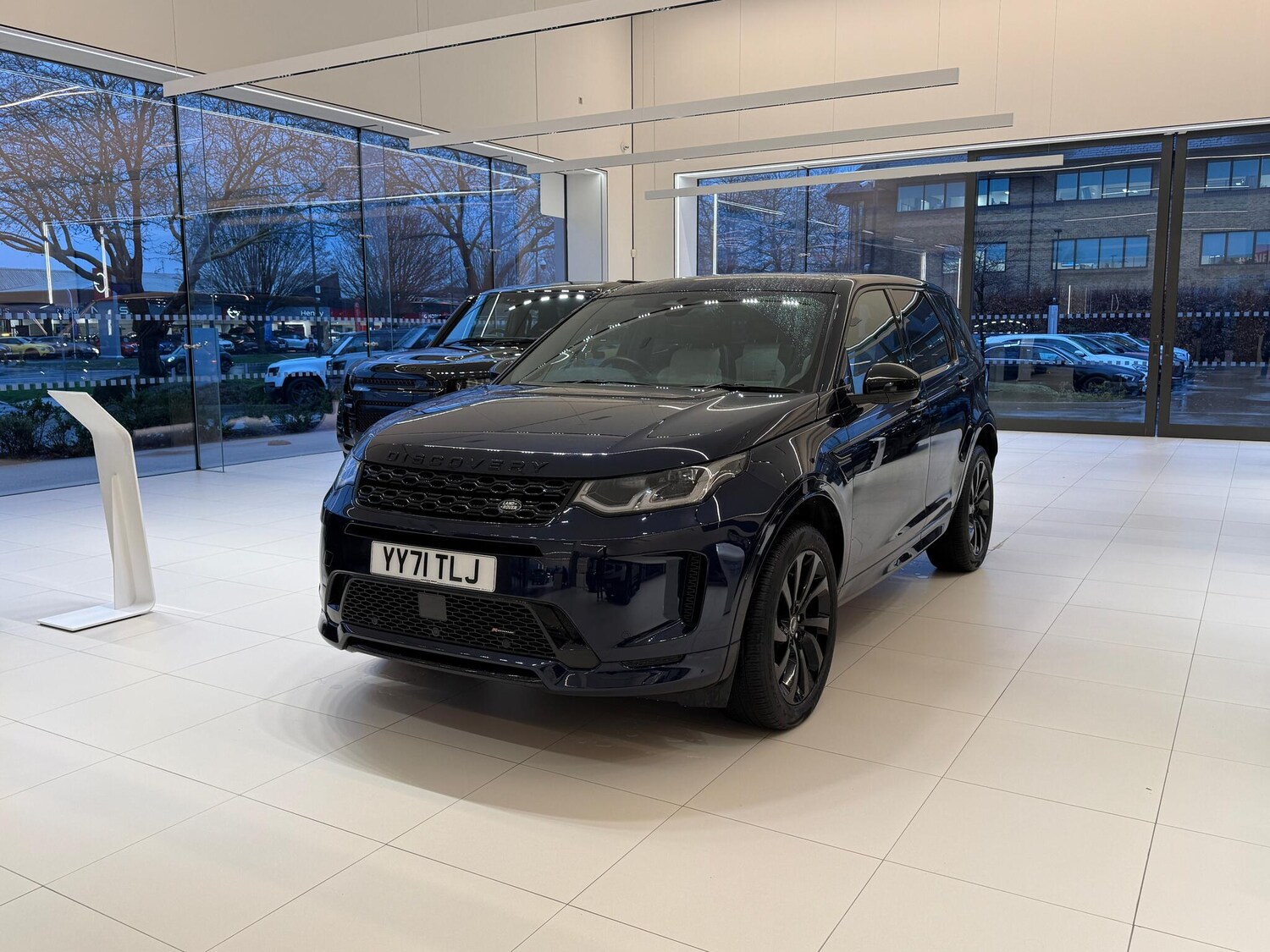 Used Land Rover Discovery Sport for sale - 77537927: Photo 15
