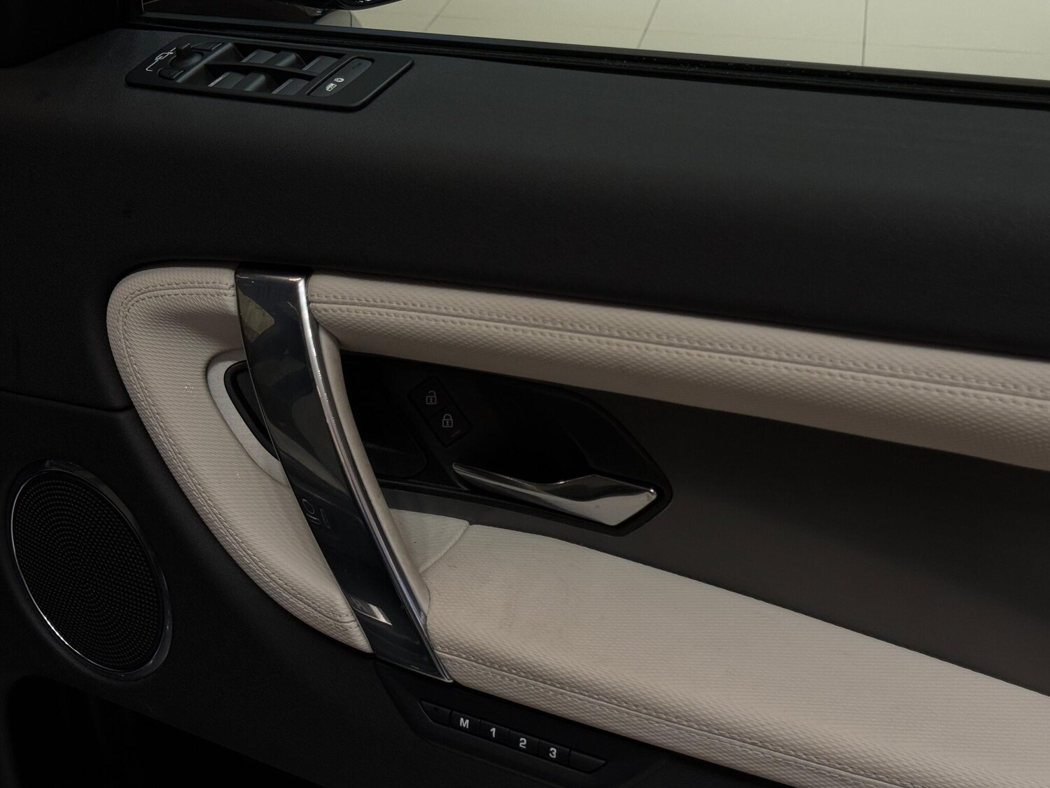 Used Land Rover Discovery Sport for sale - 77537927: Photo 21