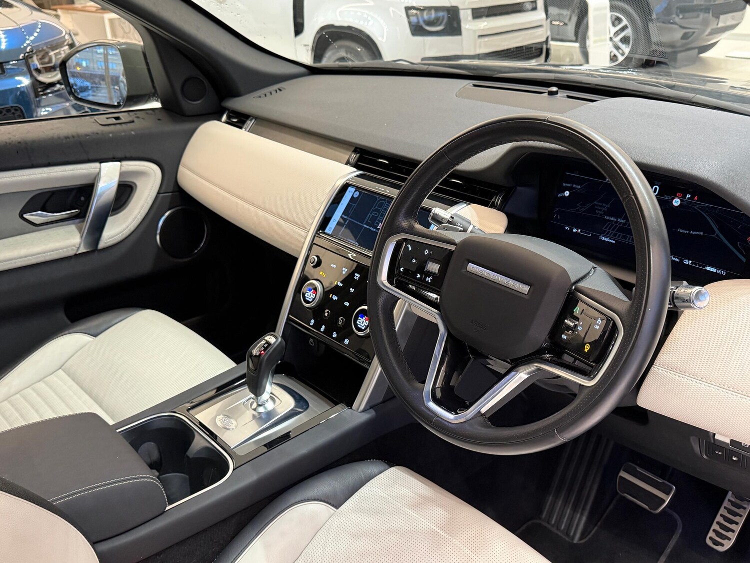 Used Land Rover Discovery Sport for sale - 77537927: Photo 33