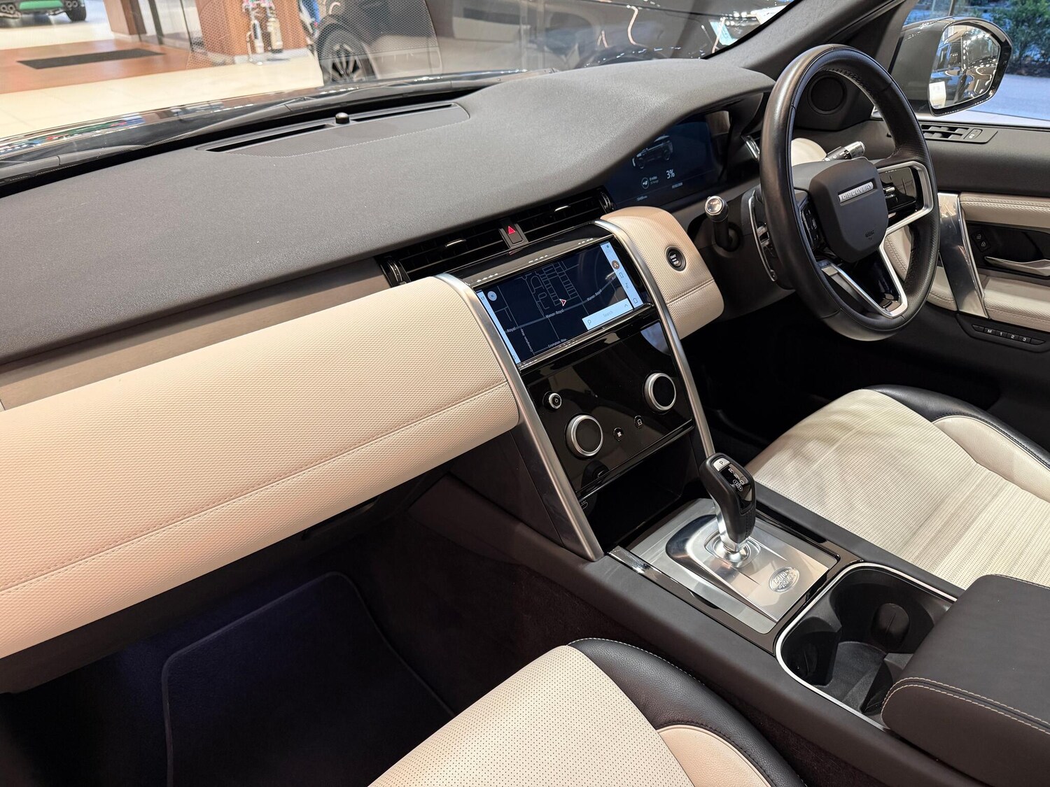 Used Land Rover Discovery Sport for sale - 77537927: Photo 34