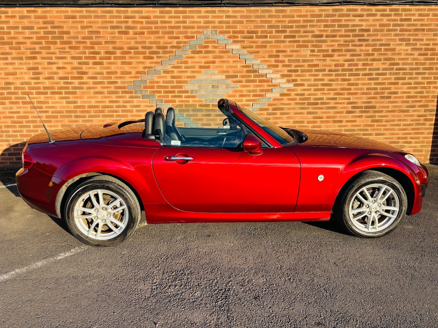 Used Mazda MX-5 2009 for sale - 76626698: Photo 2