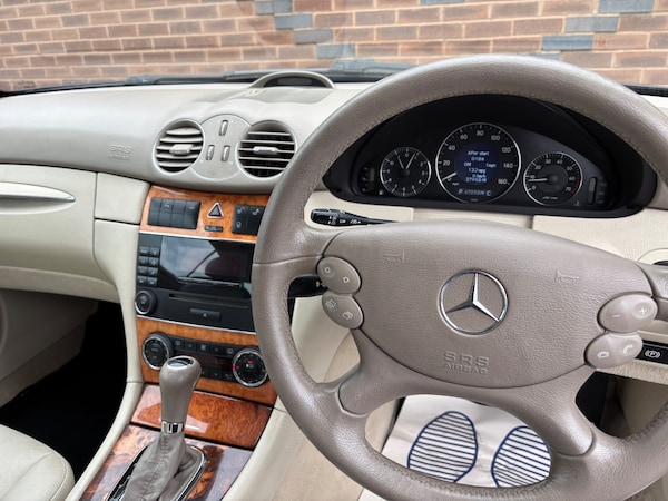 Used Mercedes-Benz CLK 2005 for sale - 76231973: Photo 15