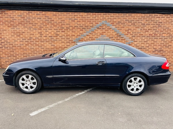 Used Mercedes-Benz CLK 2005 for sale - 76231973: Photo 6