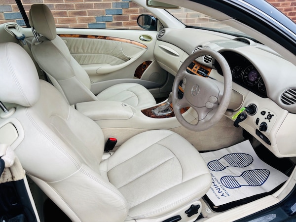 Used Mercedes-Benz CLK 2005 for sale - 76231973: Photo 8