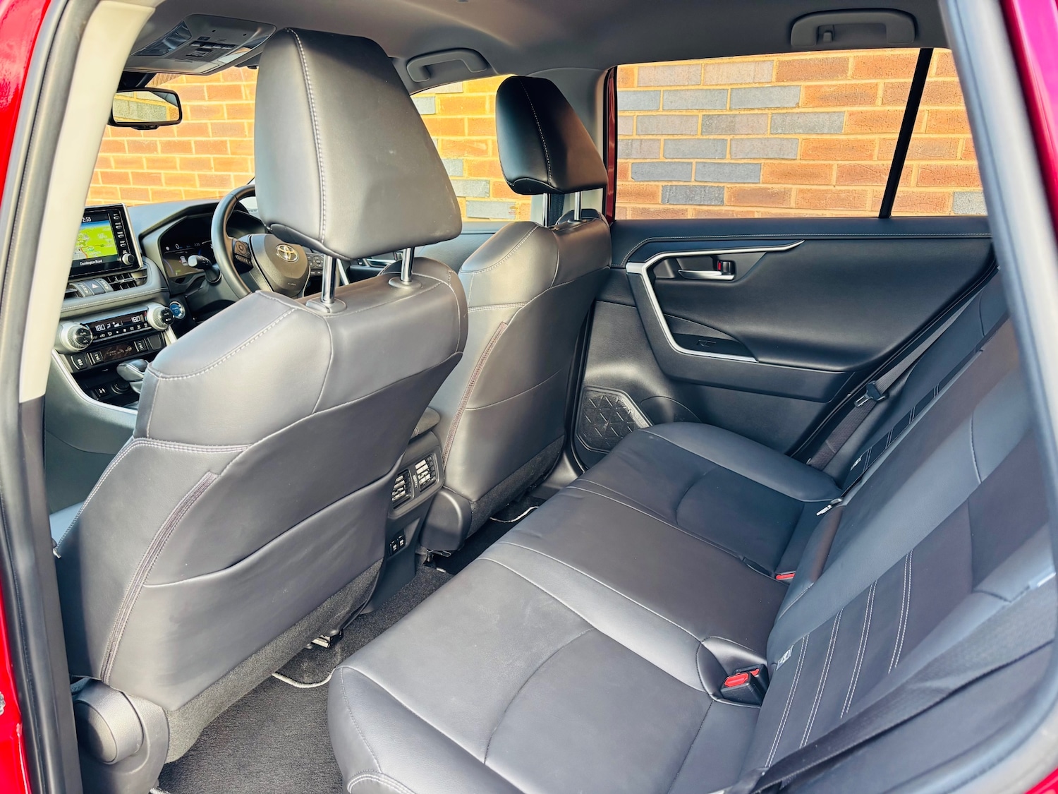 Used Toyota RAV4 2019 for sale - 77282476: Photo 14