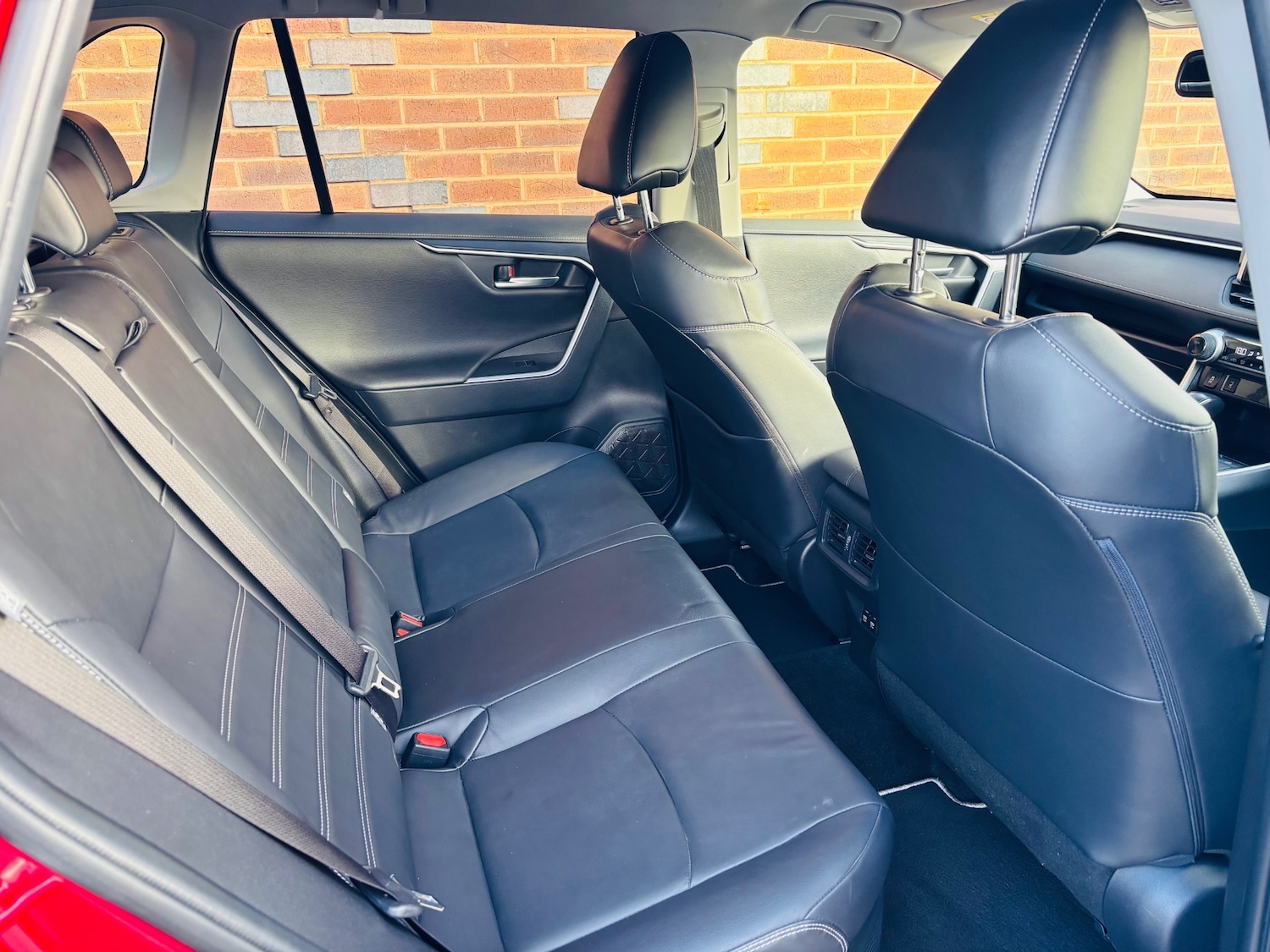 Used Toyota RAV4 2019 for sale - 77282476: Photo 17